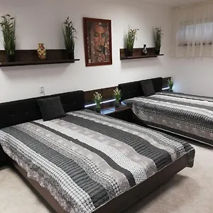Wigwam 140 M2 Apartment Budapest