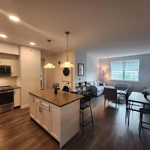  Apartment Pristine 2br Apt With Modern Amenities Near Nyc