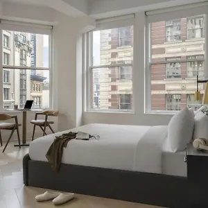 Flatiron Hotel, Sonder Otel