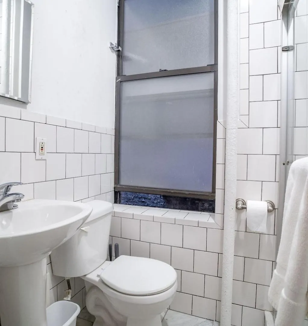 Sophisticated 2Bd Apartment On Barrow Street, Greenwich Village New York