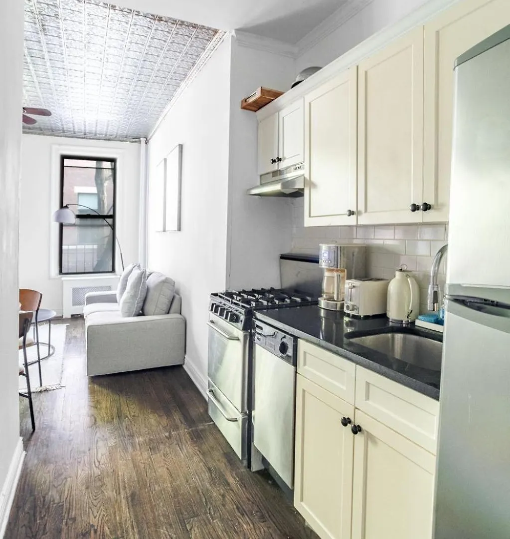 Sophisticated 2Bd Apartment On Barrow Street, Greenwich Village New York